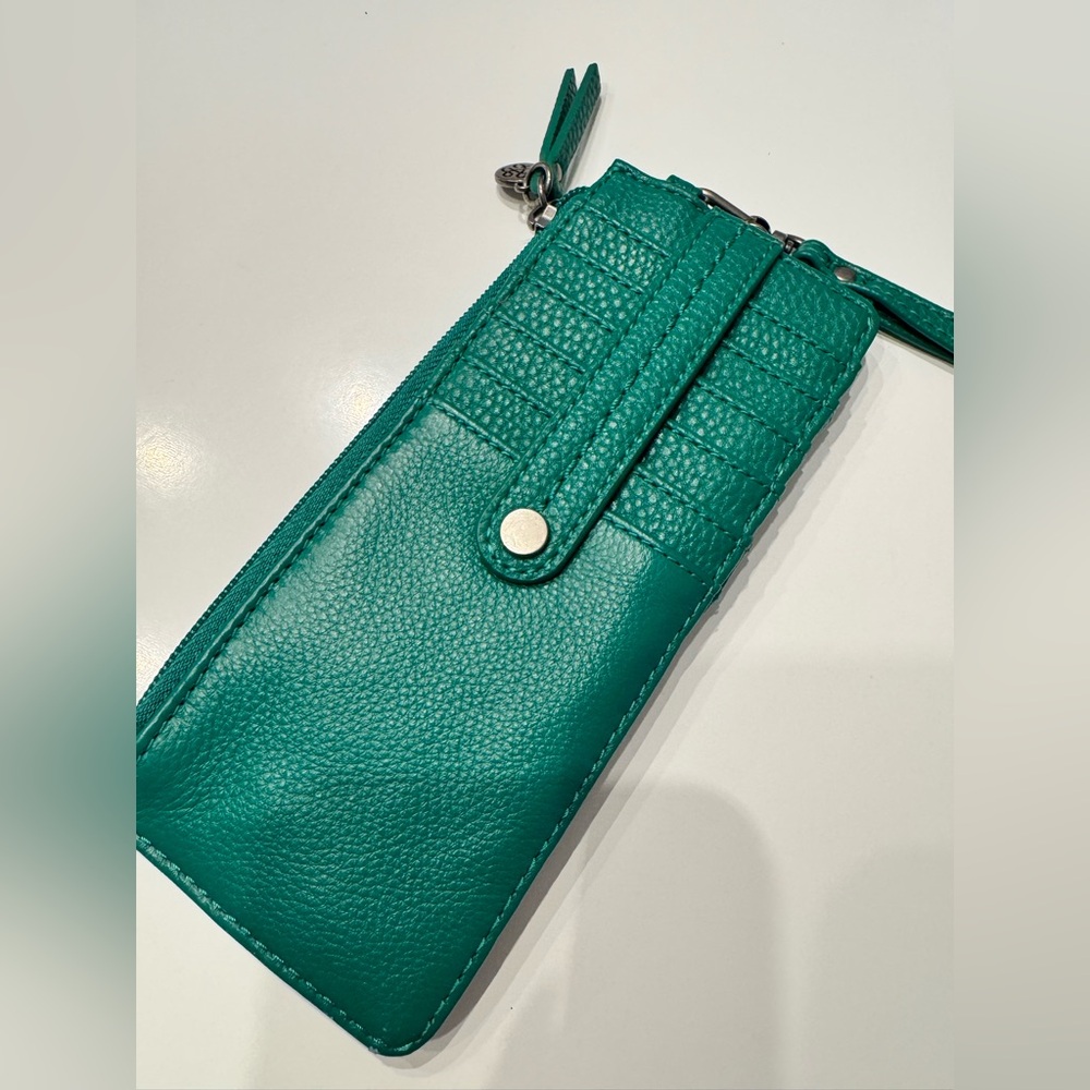 The Sak Kira Leather Card Wristlet Clover